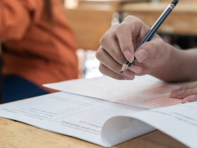 Maharashtra Exam Fee Waiver : दुष्काळग्रस्त २६५ तालुक्यांतील इयत्ता १० वी व १२ वीच्या विद्यार्थ्यांकडून परीक्षा शुल्क घेऊ नये...