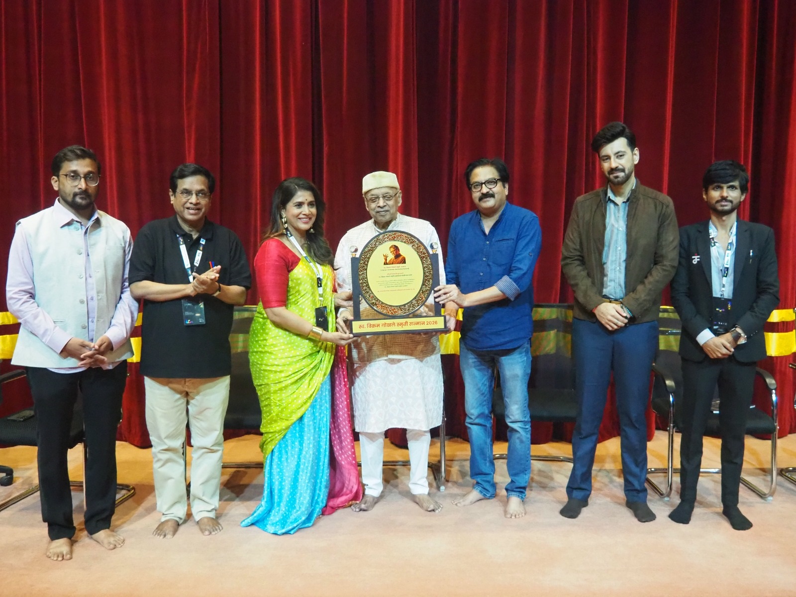 Sonali Kulkarni : चित्रपटाविषयी प्रेक्षकांनी सम्यक प्रतल शोधणे आवश्यक-सोनाली कुलकर्णी
