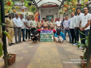 Pune Jewellery Theft : पुण्यात काका-पुतण्याने केली सव्वा दोन कोटींच्या दागिन्यांची चोरी